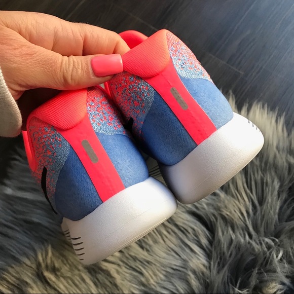 NWOB FLYKNIT LUNAREPIC WOMENS SIZE 10.5 - Picture 4 of 7